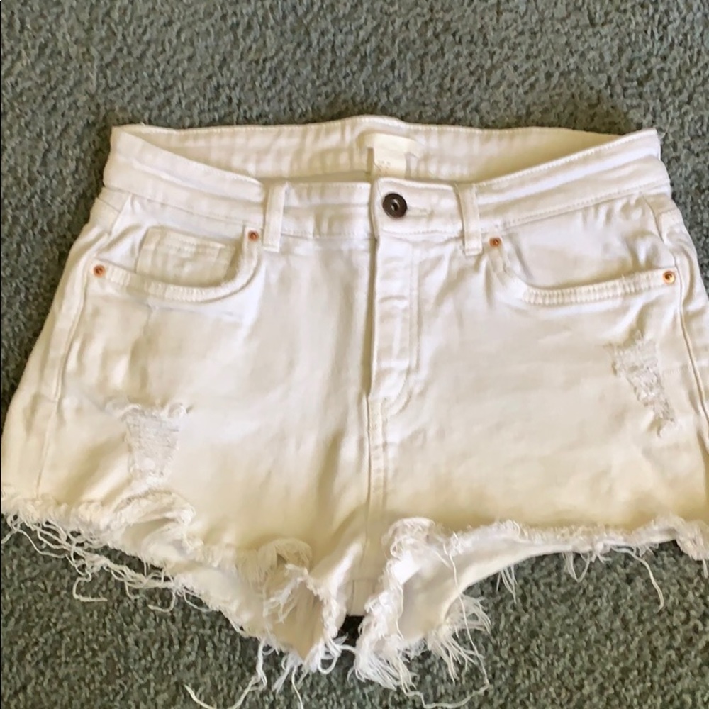 H & M Shorts